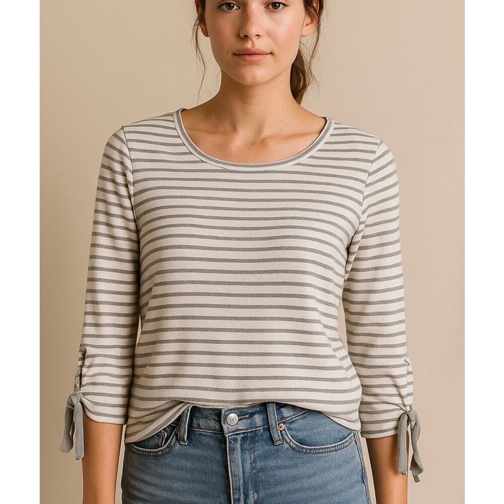 Sunday Gray Stripe Tie Sleeve Top Women’s Medium 3/4 Sleeve Casual Soft Knit